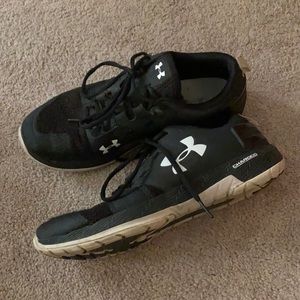 Men’s Under Armor Sneaker Size 9.5